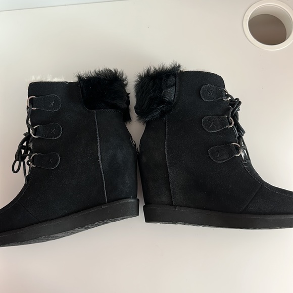 AUSTRALIA LUXE COLLECTIVE GENUINE SHEEPSKIN FUR LINED DUDLEY BOOT - Picture 4 of 13